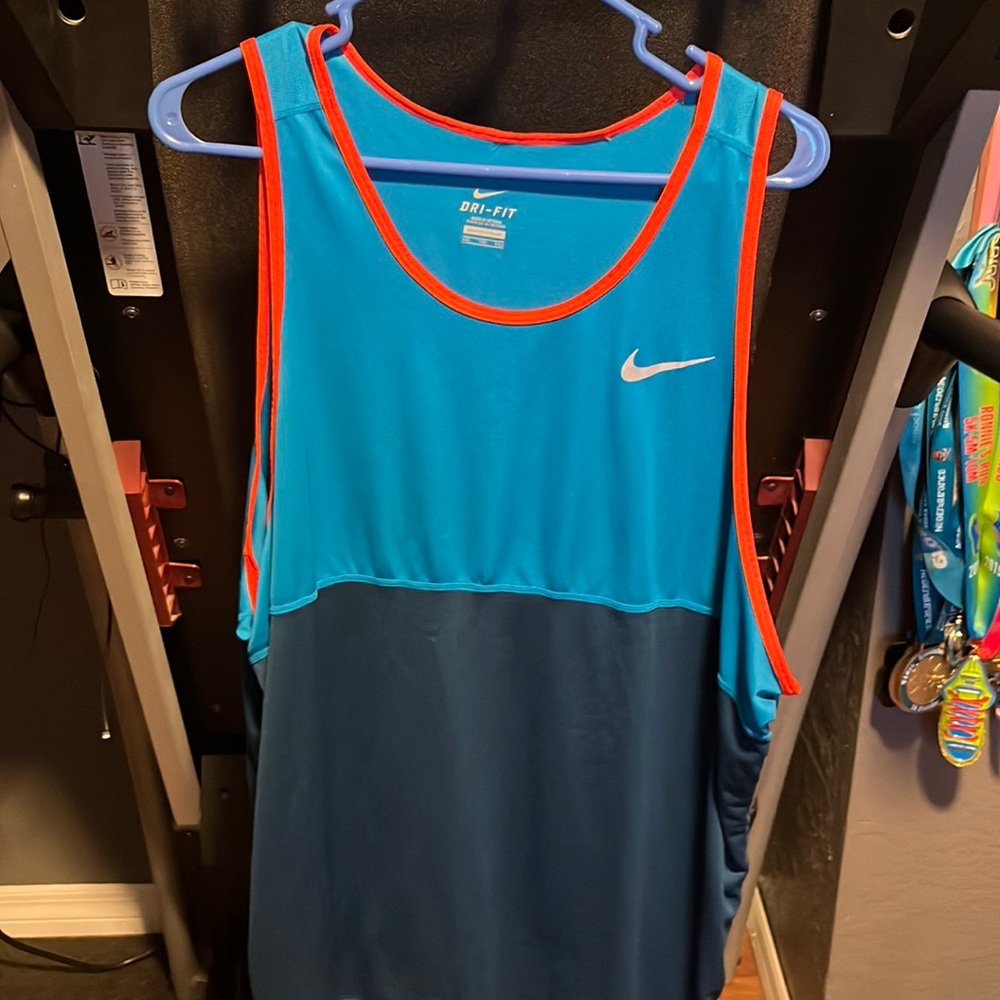 Nike tank top